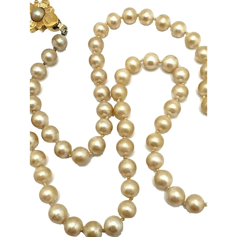 Vintage Faux Pearl Necklace Pale Gold Glass Bead Floral Clasp Statement 28